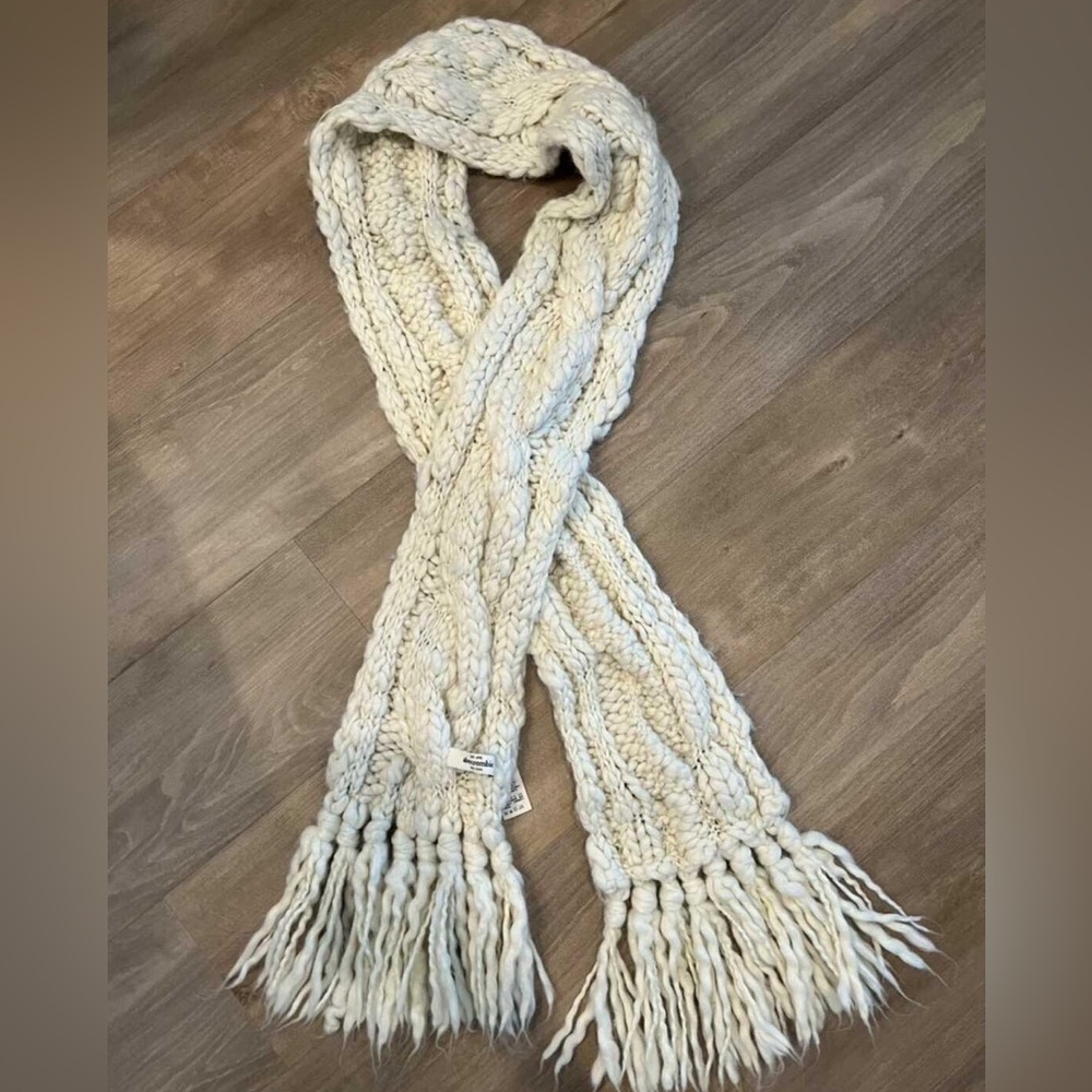 Abercrombie & Fitch Scarf